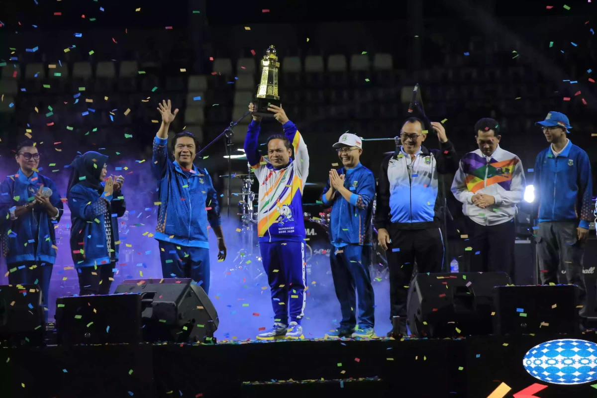 43509siaran-pers-luar-biasa-kota-tangerang-berhasil-kawinkan-gelar-juara-umum-popda-dan-porprov-43509